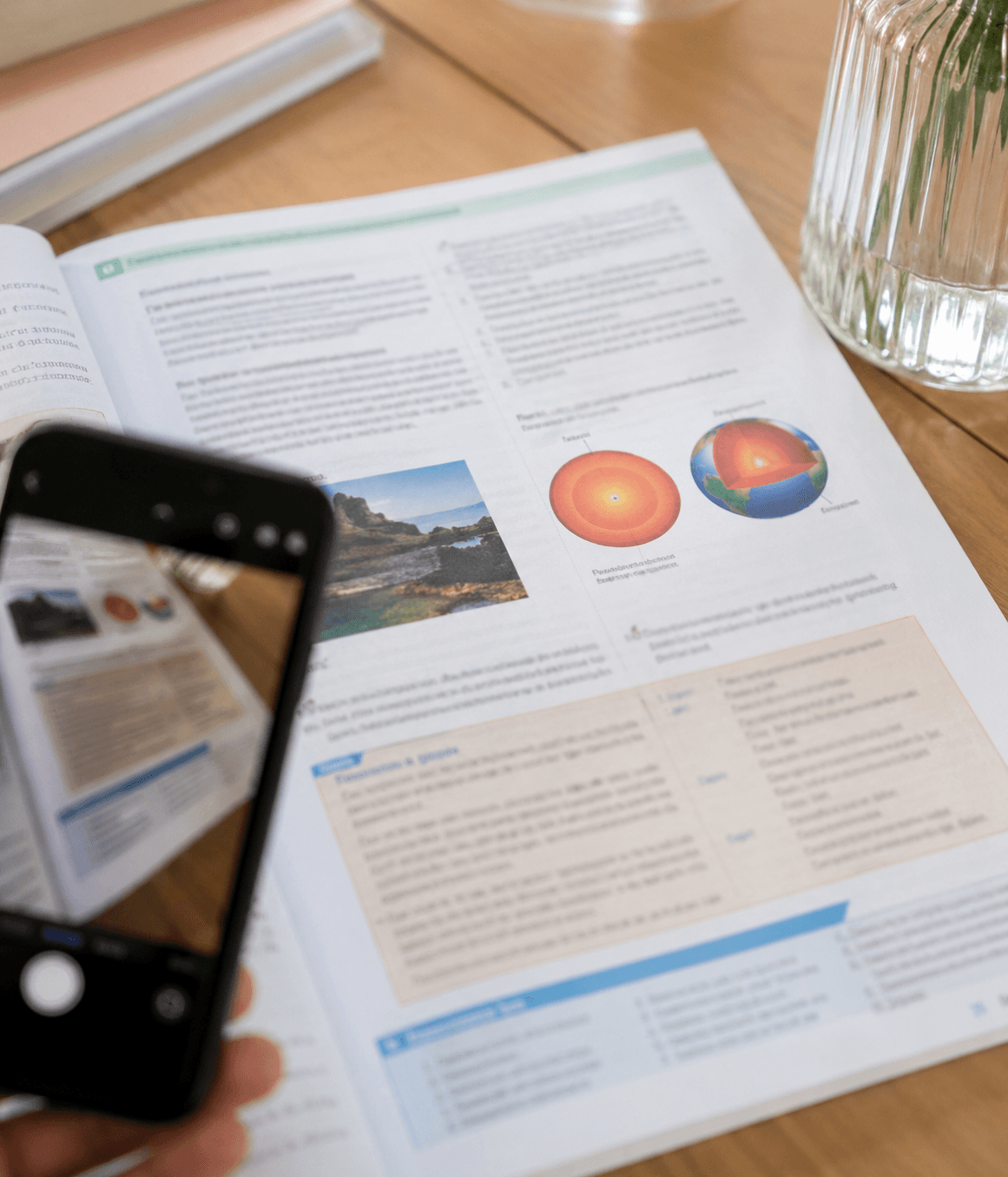 Página de manual escolar fotografada para gerar uma ficha de estudo